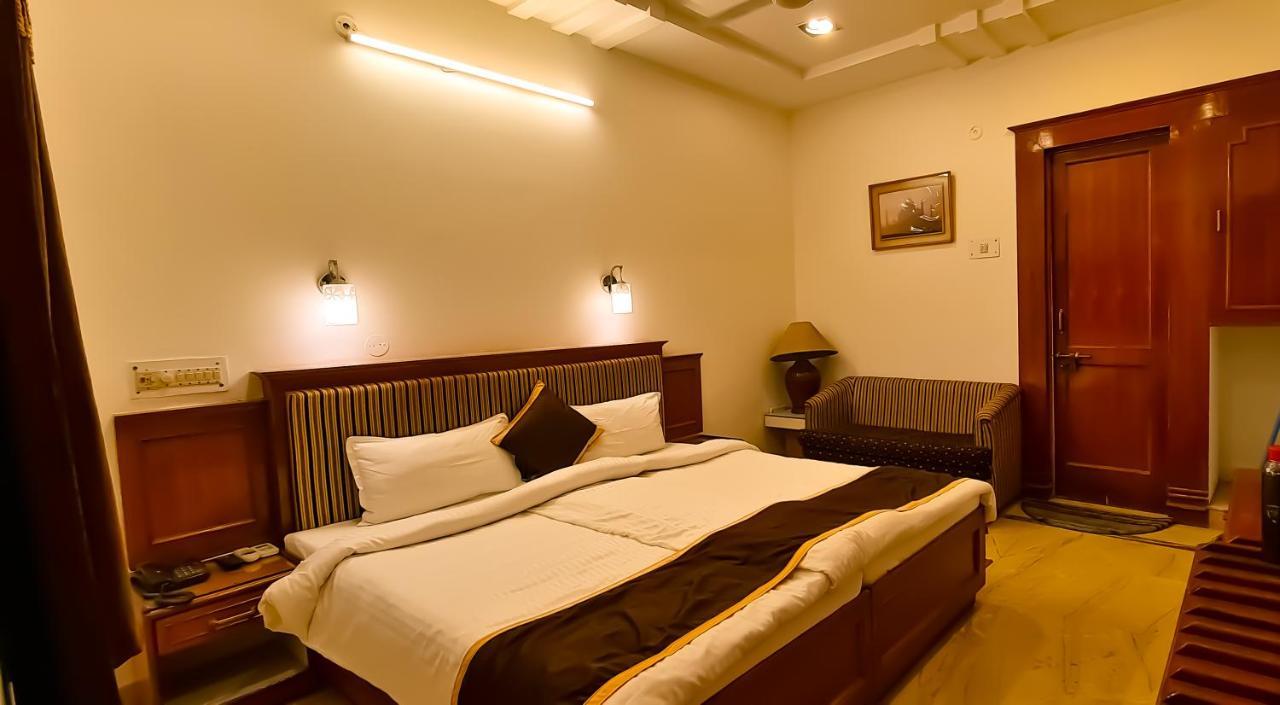 Hotel Kamal Nearest To Taj Mahal Agra  Exterior foto