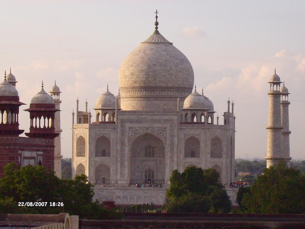 Hotel Kamal Nearest To Taj Mahal Agra  Exterior foto
