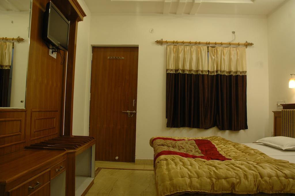 Hotel Kamal Nearest To Taj Mahal Agra  Exterior foto