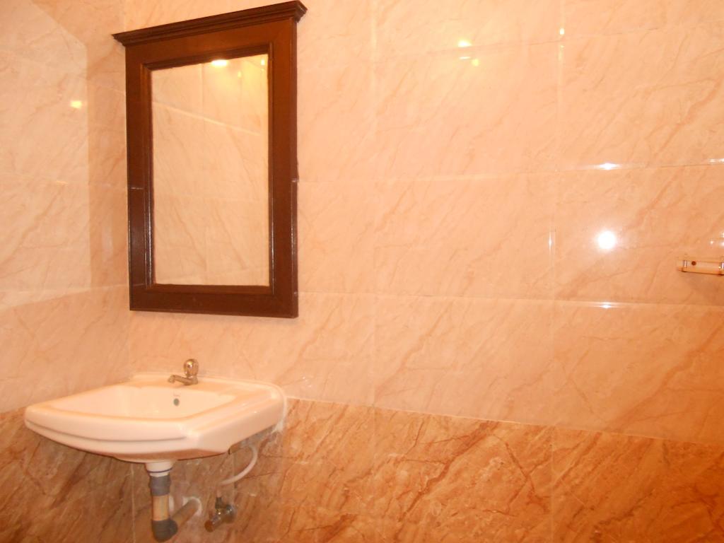 Hotel Kamal Nearest To Taj Mahal Agra  Zimmer foto